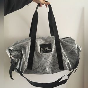 KENDALL + KYLIE duffle bag